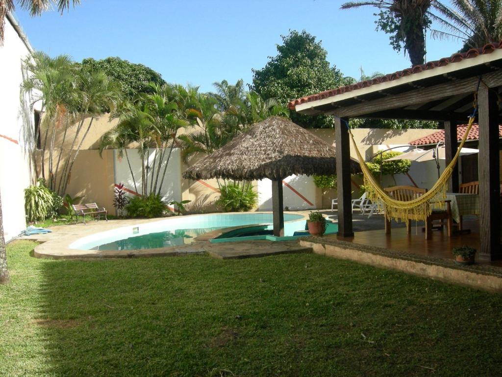 Hostal Los Aventureros Santa Cruz de La Sierra Exteriör bild