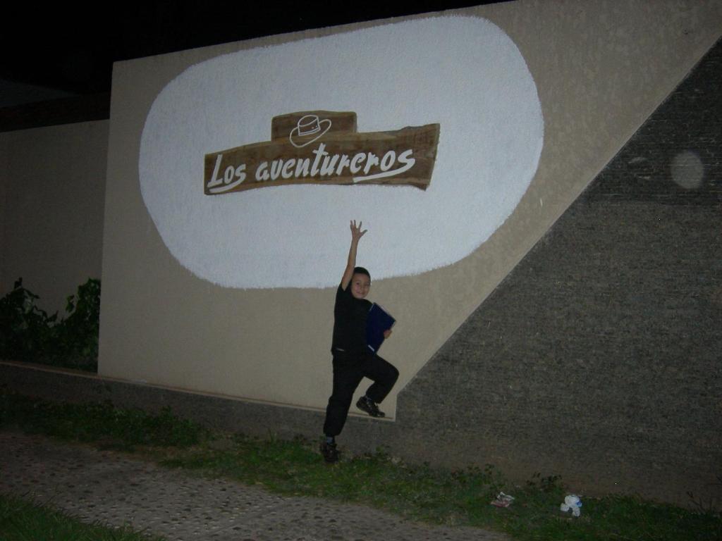 Hostal Los Aventureros Santa Cruz de La Sierra Exteriör bild