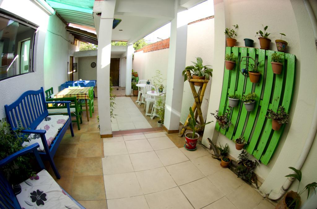 Hostal Los Aventureros Santa Cruz de La Sierra Exteriör bild