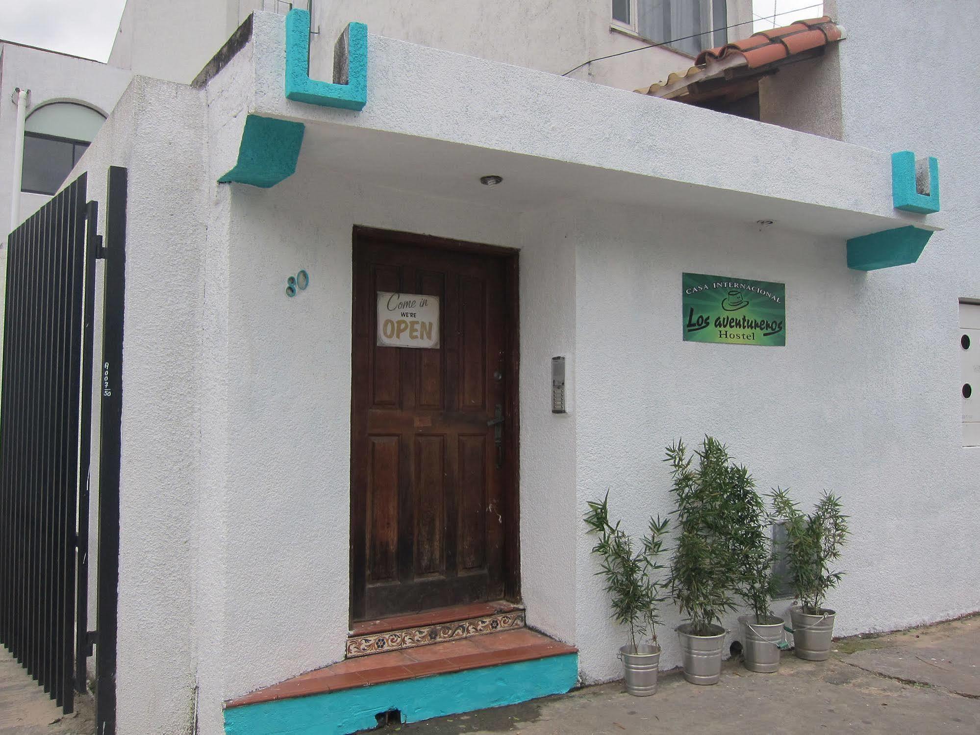Hostal Los Aventureros Santa Cruz de La Sierra Exteriör bild