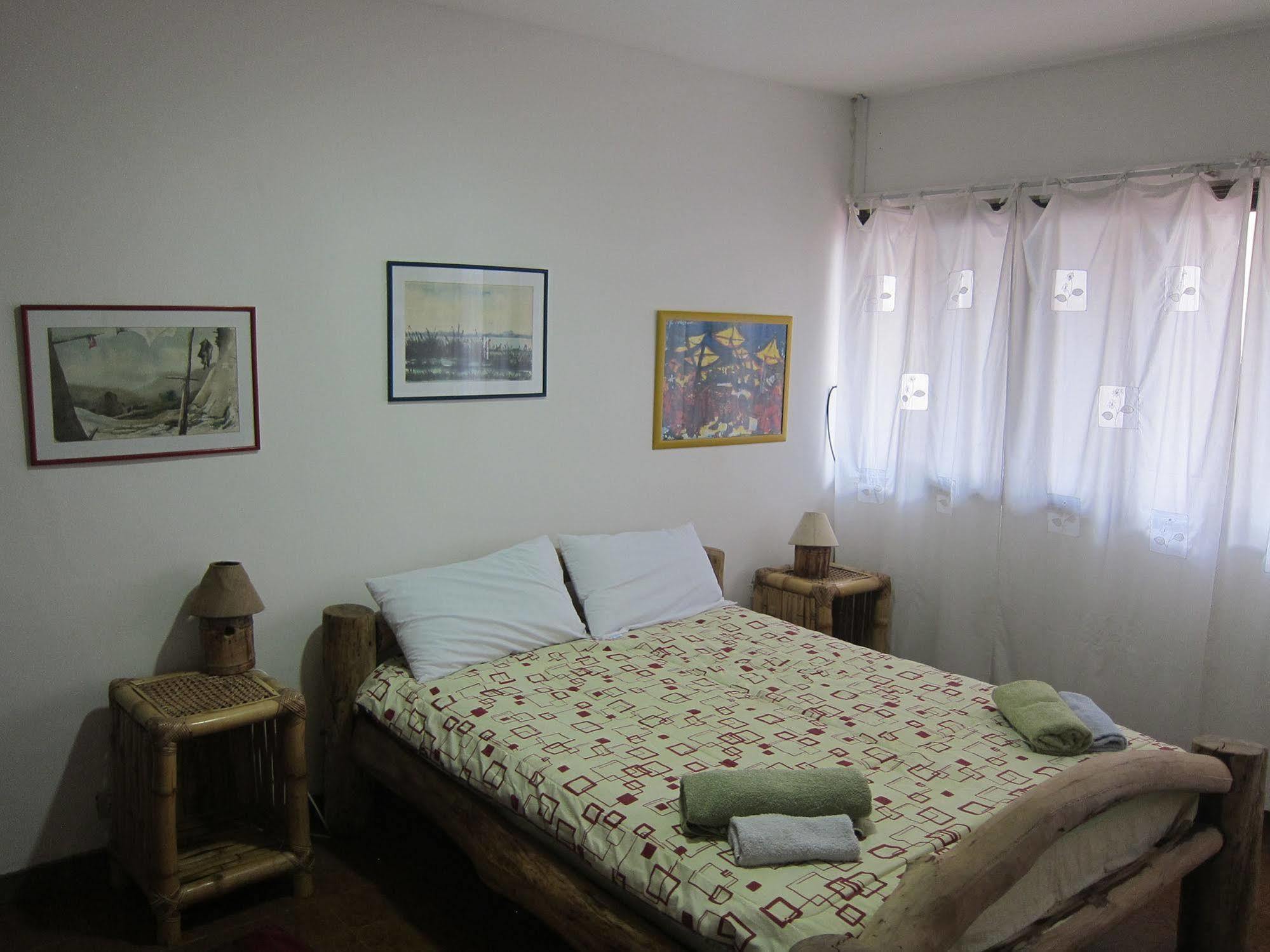 Hostal Los Aventureros Santa Cruz de La Sierra Exteriör bild